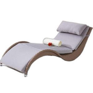 Ghế tắm nắng nhựa giả mây cao cấp ngoài trời hiện đại cho biệt thự, hồ bơi nền trắng